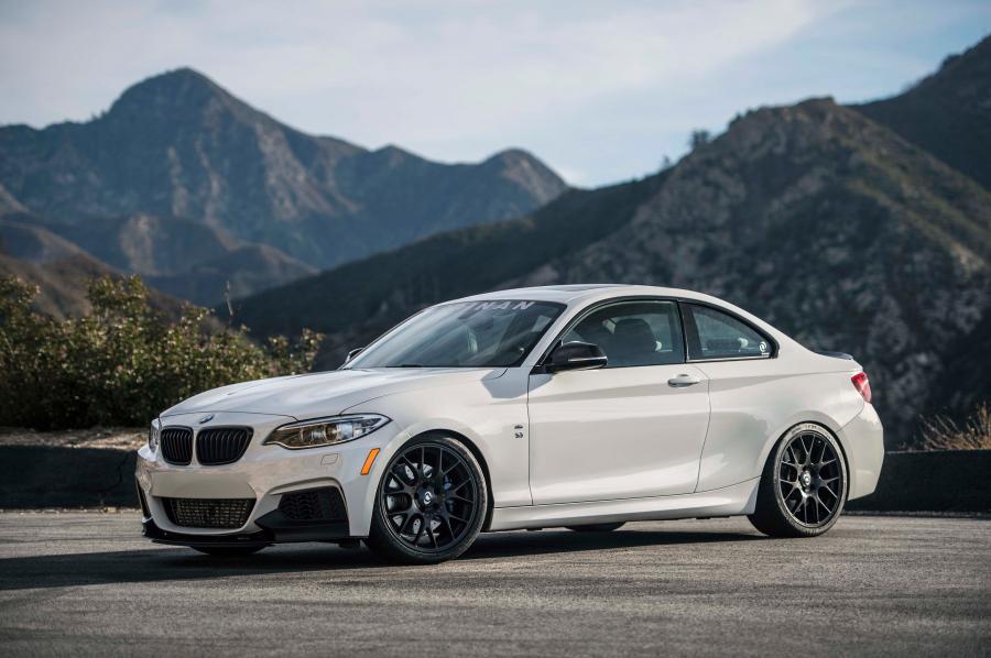  BMW M235i S3 by Dinan 2014 года  (фото 7 из 7)